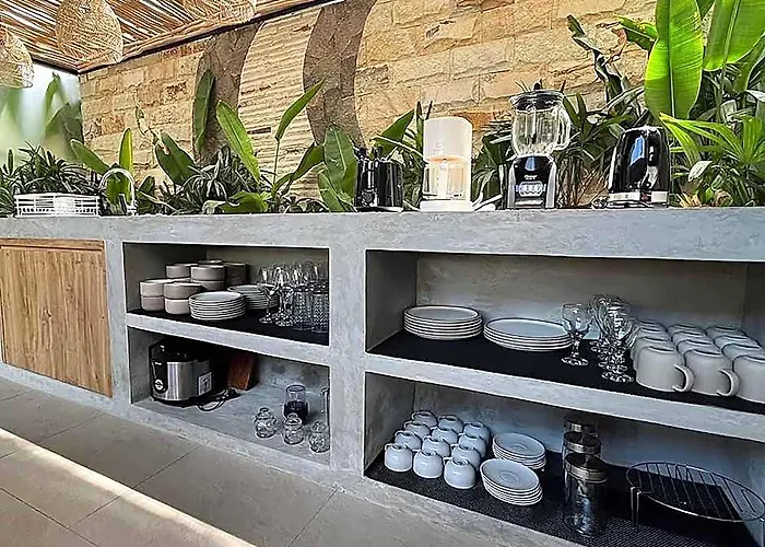 ホテル Palm By Optimum - 10 Min From Seminyak & Canggu 4*